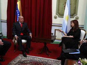 Venezuela và Argentina ký nhiều thỏa thuận hợp tác