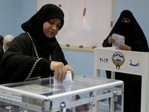 Kuwait bắt đầu bầu cử quốc hội trước thời hạn