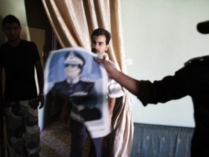 Libya xử những đối tượng trung thành với Gaddafi