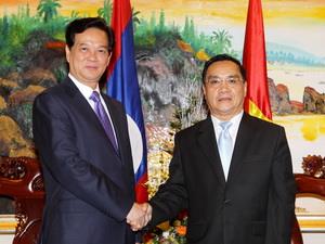 Đưa quan hệ đặc biệt Việt-Lào ngày càng gắn bó