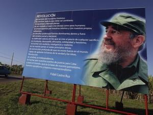 Lãnh tụ Fidel Castro gặp gỡ thành viên tàu Hòa bình 