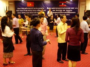 Giao lưu chào mừng năm Đoàn kết hữu nghị Việt-Lào
