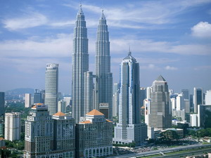 Malaysia: Thu nhập bình quân đầu người tăng 45% 