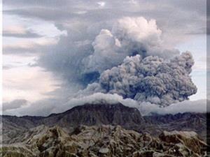 Colombia báo động cao về núi lửa Nevado del Ruiz 