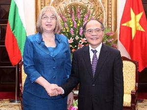 Việt Nam coi trọng phát triển quan hệ với Bulgaria
