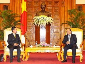Việt Nam luôn coi trọng hợp tác thương mại với Lào