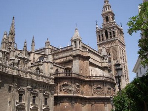 UNESCO lo ngại cao ốc 178m nằm sát di sản Seville