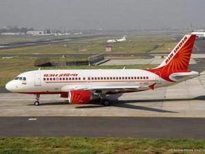 Máy bay Ấn Độ hạ cánh khẩn cấp xuống Pakistan