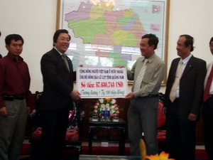 Người Việt ở nước ngoài ủng hộ tỉnh Quảng Nam
