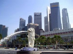 Kinh tế Singapore bất ngờ suy giảm trong quý hai 