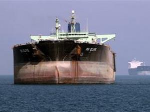 Iran hoàn thành tàu chở dầu đầu tiên cho Venezuela