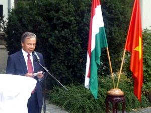 Sứ quán Việt Nam ở Hungary kỷ niệm Quốc khánh