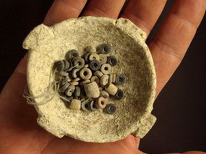 Phát hiện cổ vật trang sức thời kỳ đồ đồng tại Israel