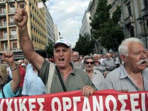 Người dân Hy Lạp tiếp tục tổ chức vòng bãi công mới