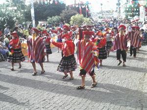 Rộn ràng lễ hội âm nhạc dân gian tại đất nước Peru