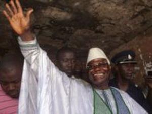 Sierra Leone: Ông Koroma tái đắc cử tổng thống