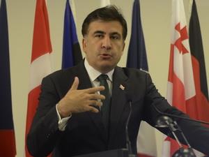 Biểu tình rầm rộ tại Gruzia đòi tổng thống từ chức