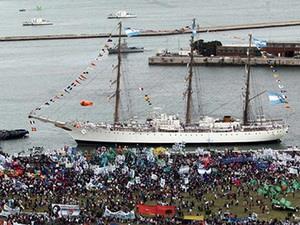 Argentina hân hoan đón tàu buồm Libertad trở về