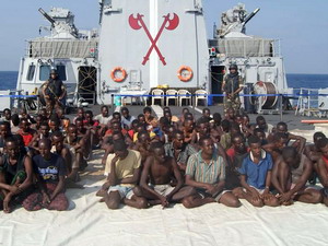 Cần một giải pháp toàn diện về cướp biển Somalia