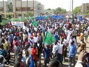 Burkina Faso dỡ lệnh giới nghiêm suốt 1 tháng qua