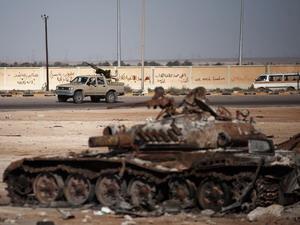 Nga-Nam Phi tìm kiếm giải pháp hòa bình cho Libya