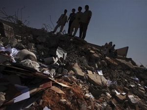 NATO ném bom cơ sở y tế ở Libya làm 8 người chết