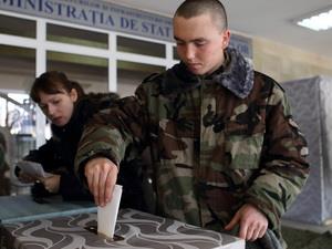 Moldova bắt đầu kiểm lại phiếu bầu cử Quốc hội