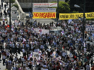 Hy Lạp: Biểu tình phản đối thuế bất động sản